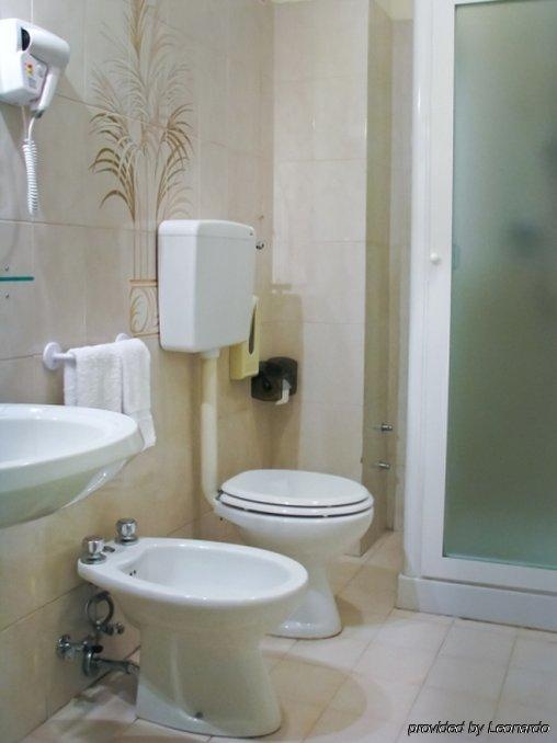 Hotel Spagna Ex Deco Φλωρεντία Δωμάτιο φωτογραφία